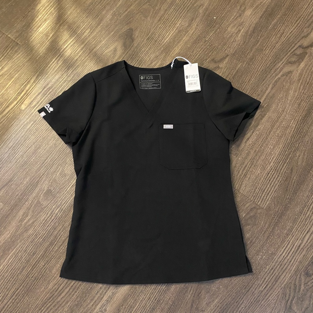 Small Figs scrub top